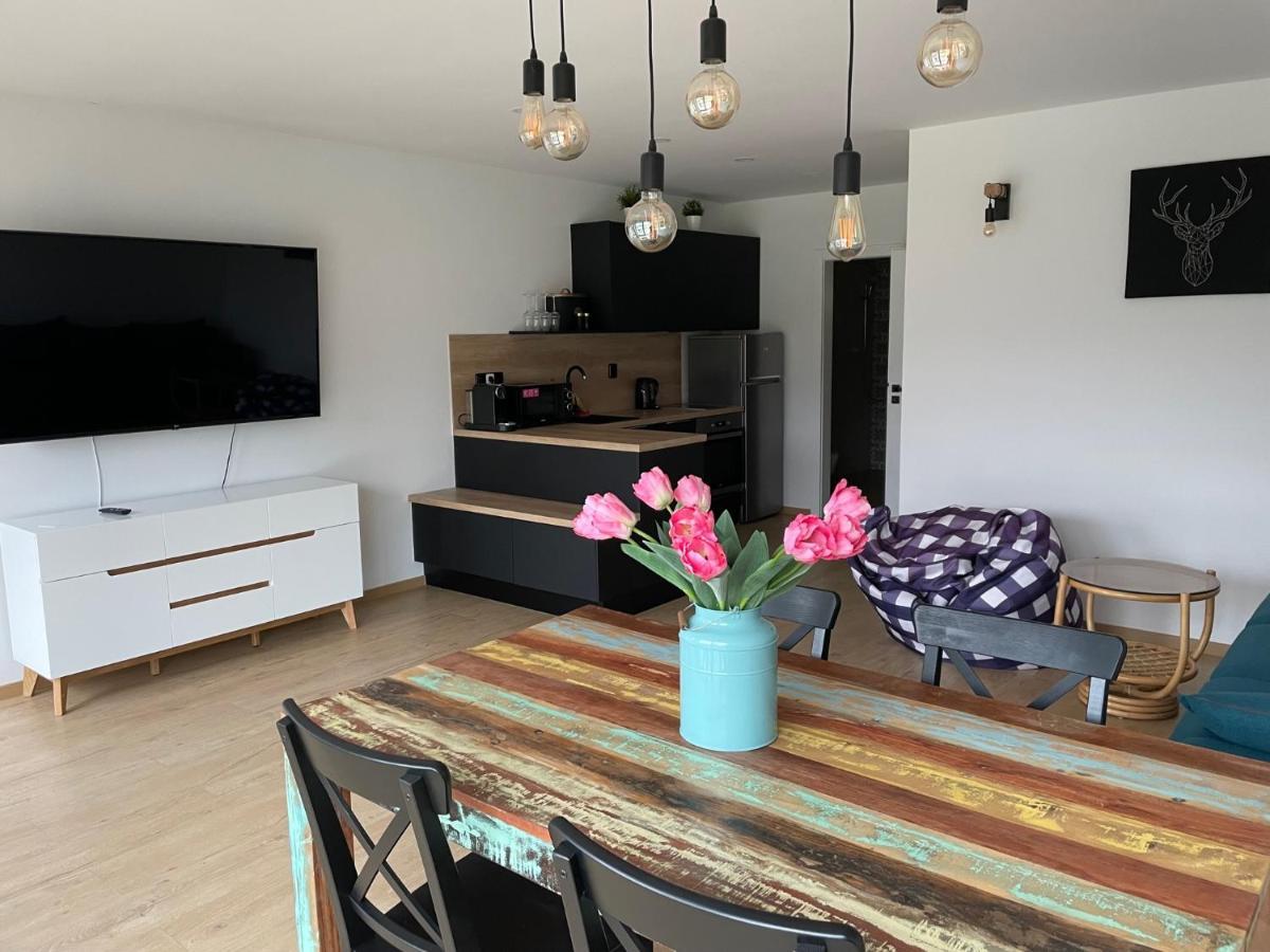 Runch Smilovice Villa Chotilsko Exteriör bild